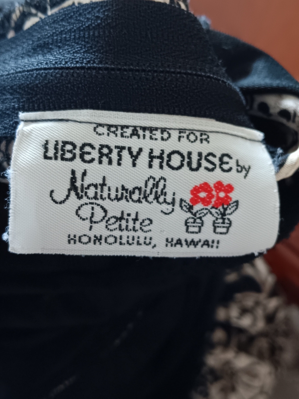 Vintage Liberty House Hawaiian Maxi Dress - Picture 7 of 9